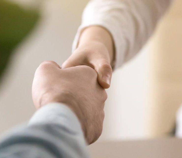 Pourquoi la confiance est essentielle dans le recrutement du personnel de maison ?
